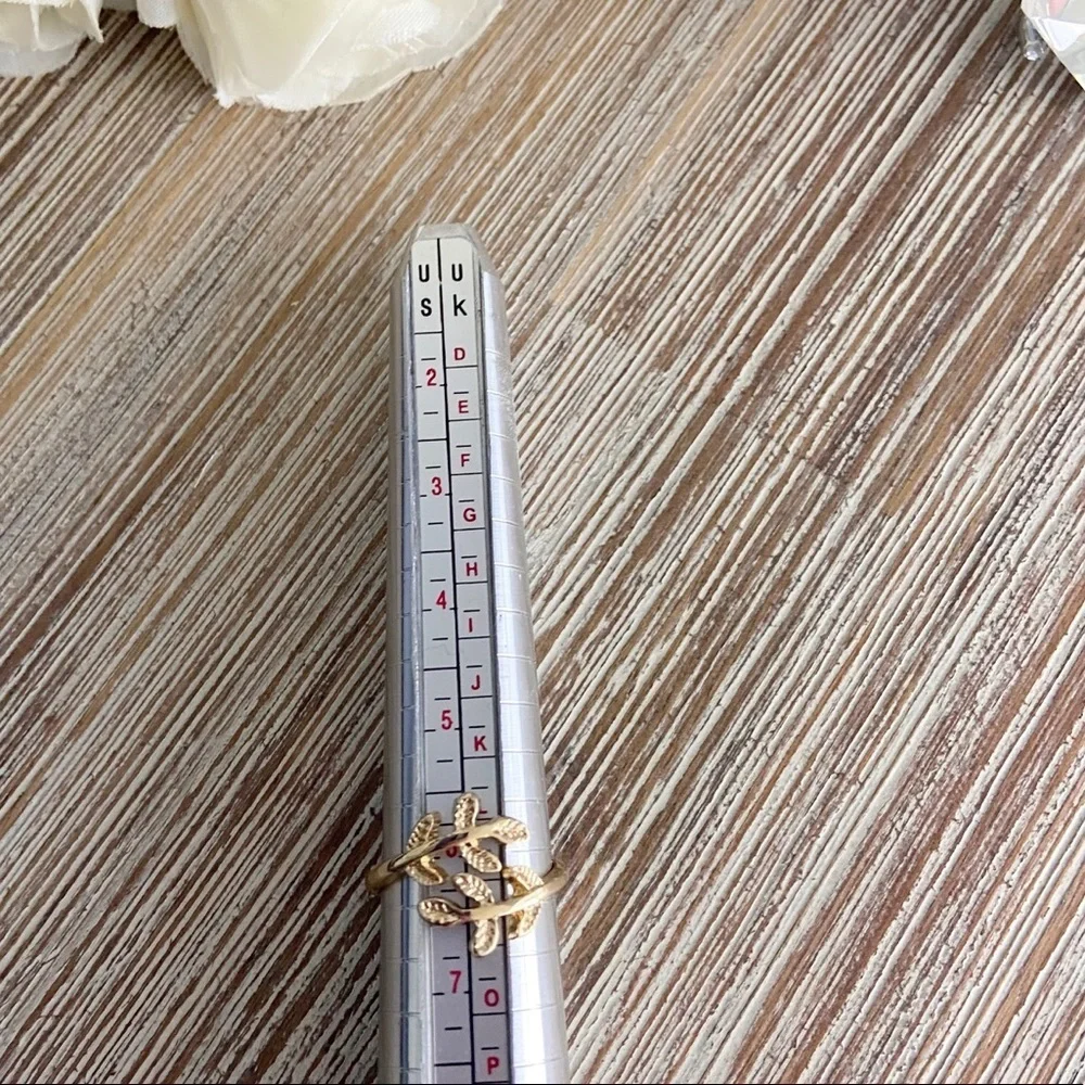 Simple Elegance Ring